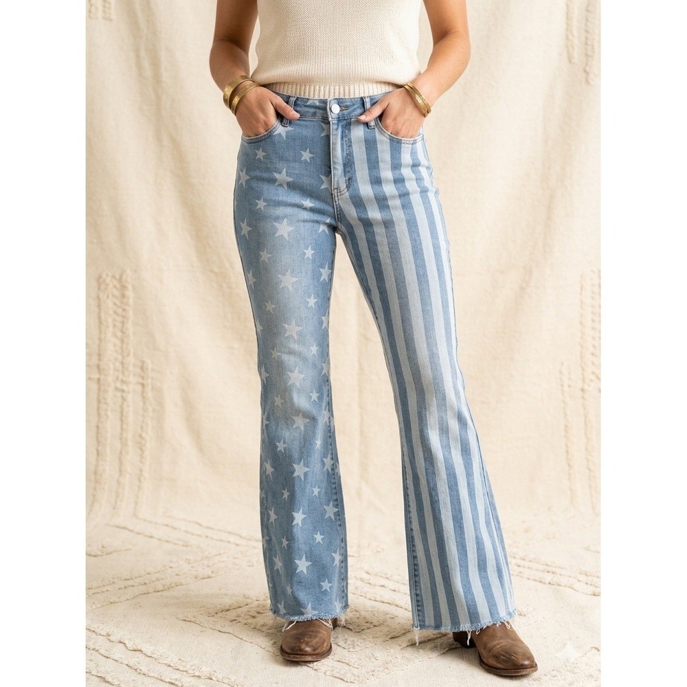 JUDY BLUE Stars & Stripes Flare Jeans 14W Americana Fourth of July Boho Retro - Picture 2 of 13